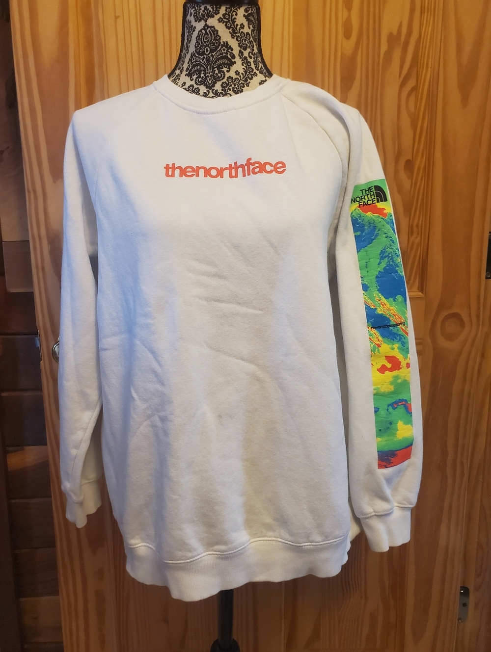 The North Face Sweatshirt Large Never Stop Exploring